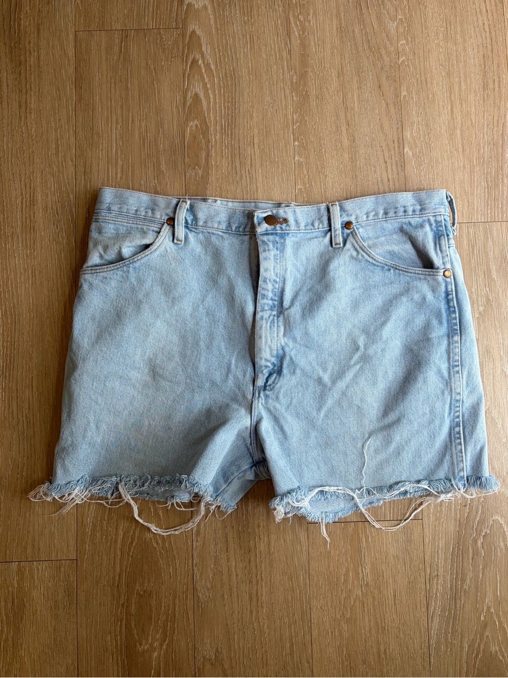 Wrangler Light Blue 100% Cotton Cutoff Denim Shorts